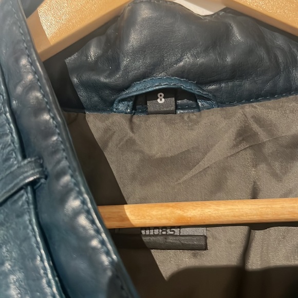 M0851 - Picture 3 of 3